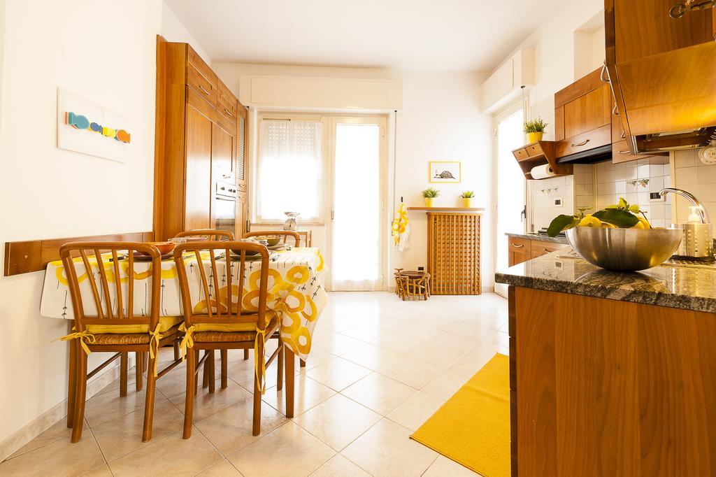 Apartament Cento Passi Dal Mare Gaeta Pokój zdjęcie